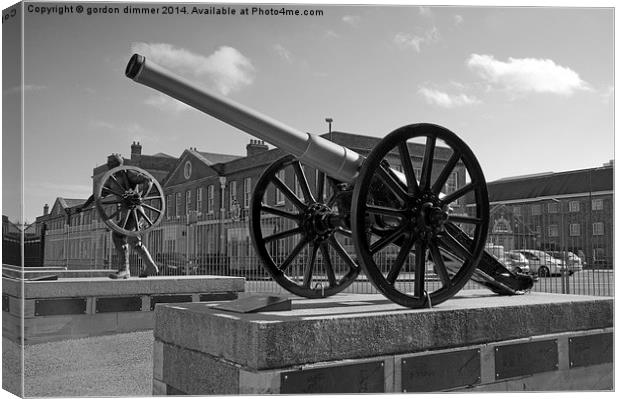 A naval Field Gun at Portsmouth Canvas Print by Gordon Dimmer
