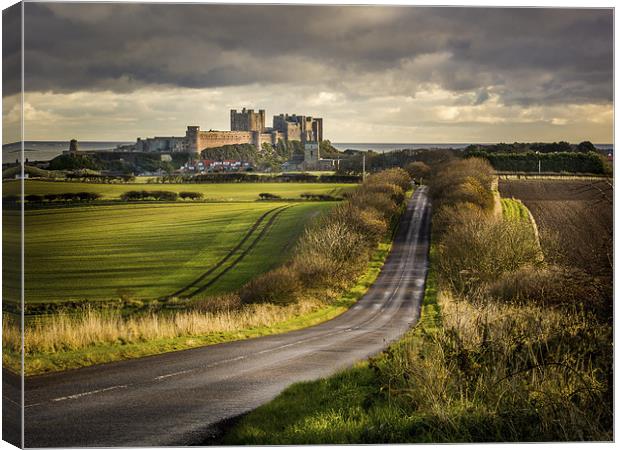 The Road to Bamburgh Canvas Print by Brian Smith