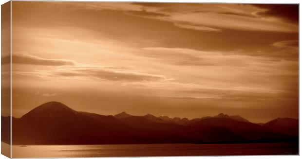 cuillins of skye Canvas Print by dale rys (LP)