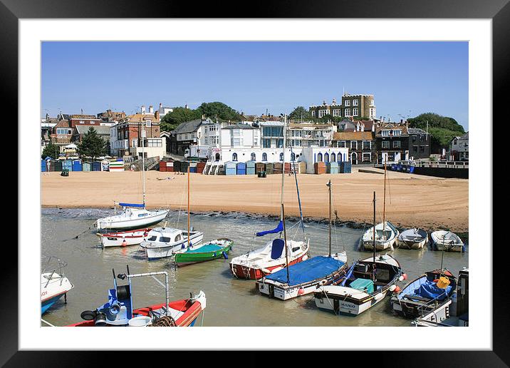 Broadstairs Framed Mounted Print by Diane Griffiths