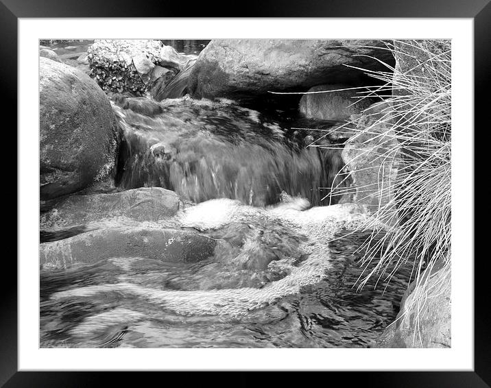 water in the Yorkshire stream Framed Mounted Print by Robert Gipson