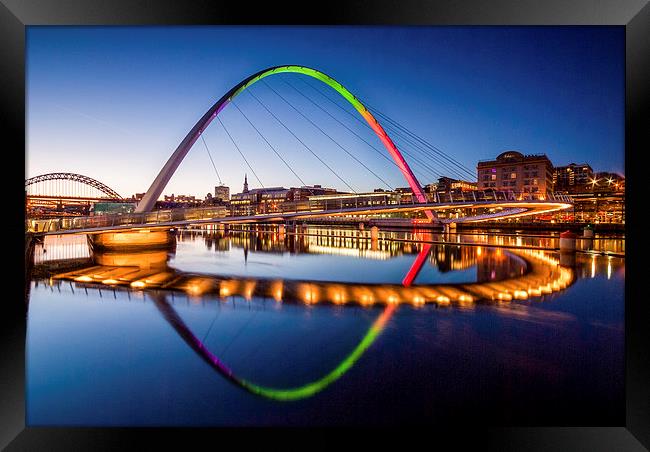 Rainbow Bridge, Tyneside Framed Print by Dave Hudspeth Landscape Photography