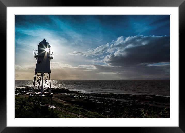 Black Nore lighthouse Framed Mounted Print by Simon West