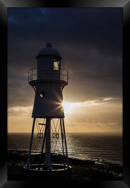 Black Nore lighthouse Framed Print by Simon West