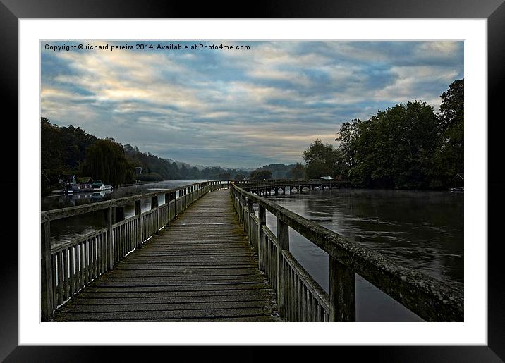 Henley-on-Thames river walkway Framed Mounted Print by richard pereira