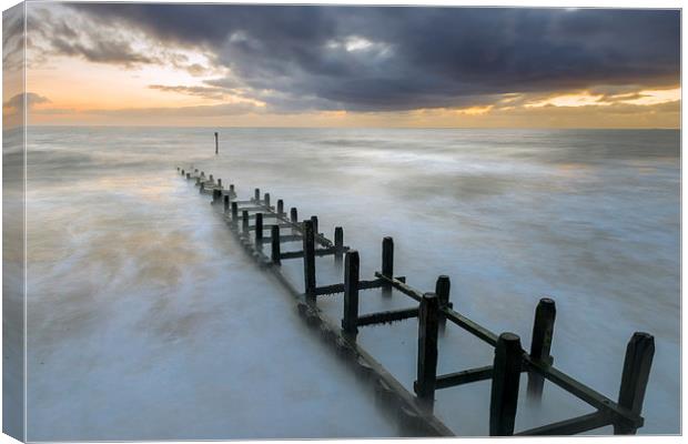 Overstrand sunrise Canvas Print by Stephen Mole