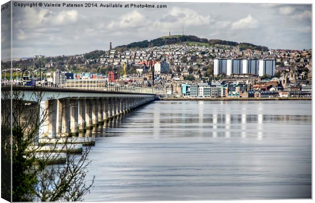 City of Dundee Canvas Print by Valerie Paterson