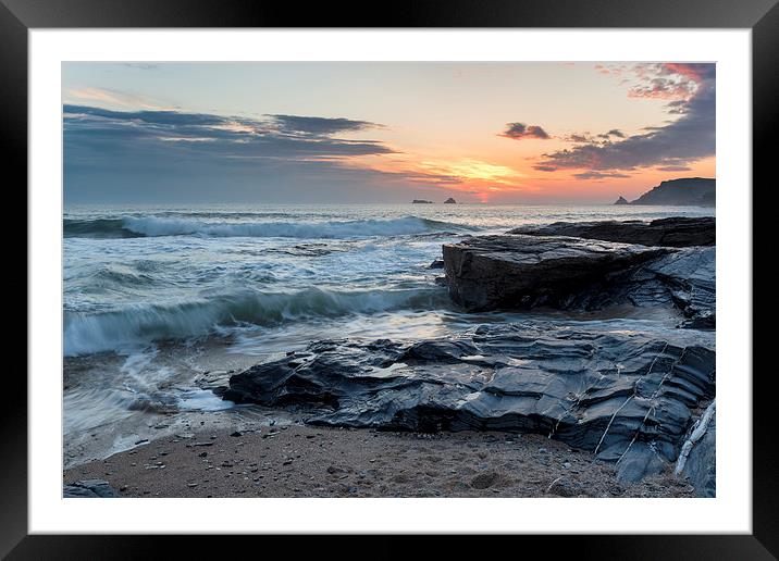 Sunset at Boobys Bay Framed Mounted Print by Helen Hotson