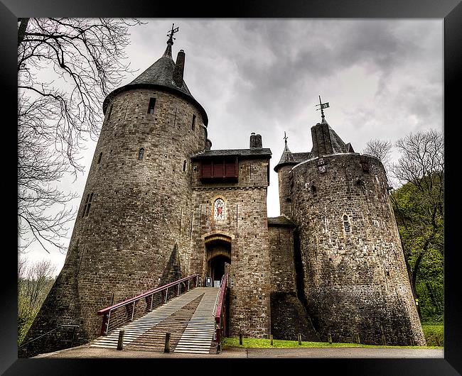 Castell Coch Framed Print by Simon West