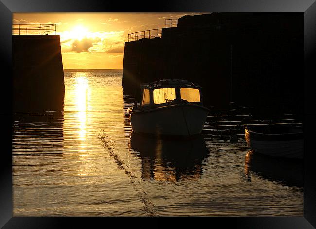 Rising Sun at Mousehole Cornwall Framed Print by Dave Bell