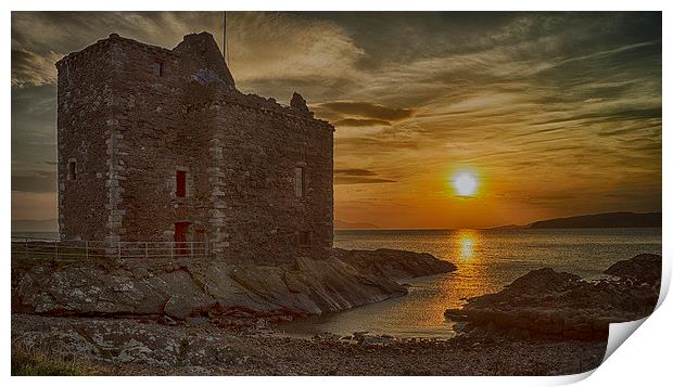 Portencross Castle Print by Geo Harris