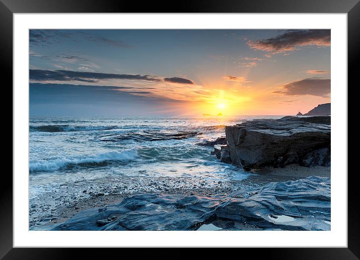 Sunset on a Cornish Beach Framed Mounted Print by Helen Hotson