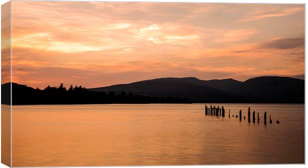 Loch Lomond Sunset Canvas Print by Dave Wragg