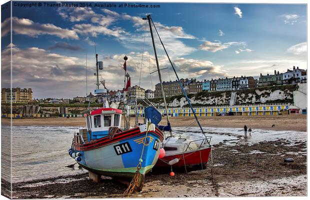 Boats in the harbour Canvas Print by Thanet Photos