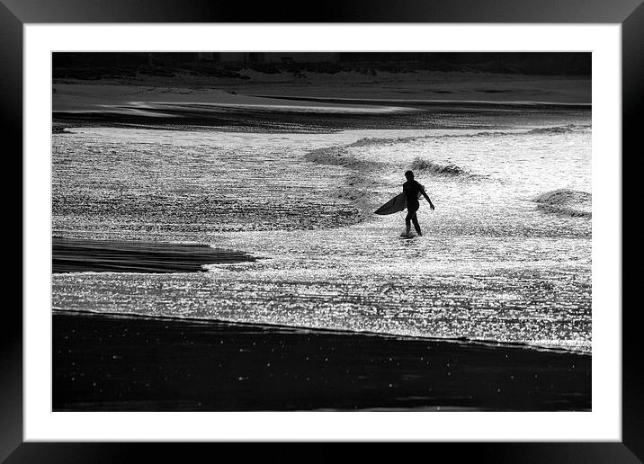 Last surf of the day Framed Mounted Print by Sheila Smart