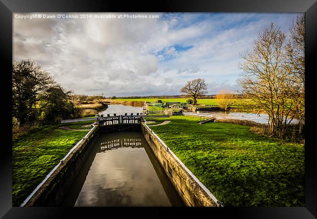 River Medway Framed Print by Dawn O'Connor