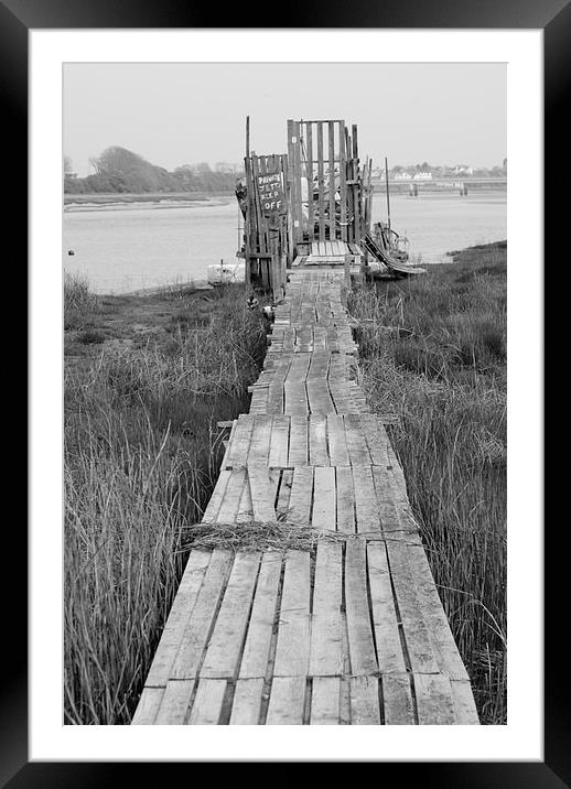 Rickety Jetty Framed Mounted Print by Les Hardman
