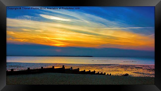 Sunset at Whitstable Framed Print by Thanet Photos
