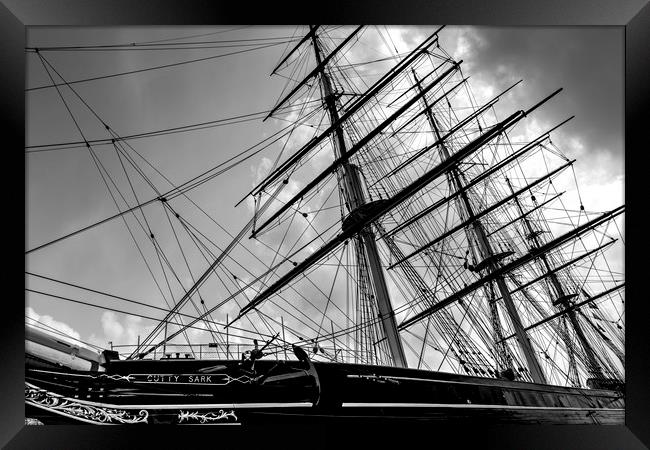 The Cutty Sark Greenwich Framed Print by David Pyatt