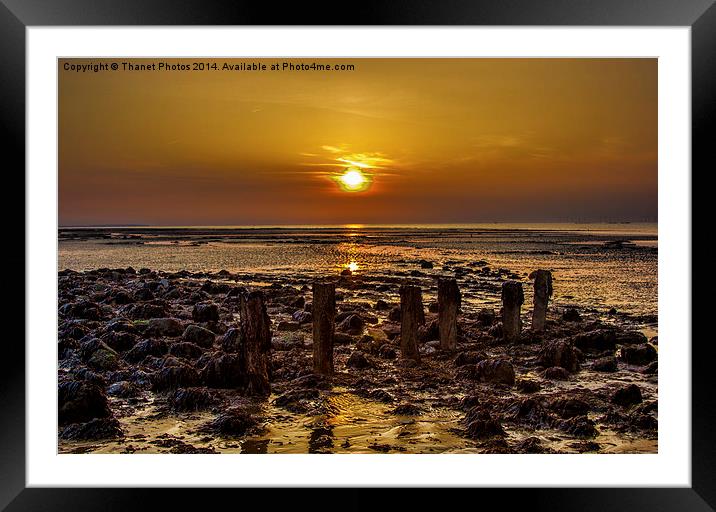 Sunset on the rocks Framed Mounted Print by Thanet Photos