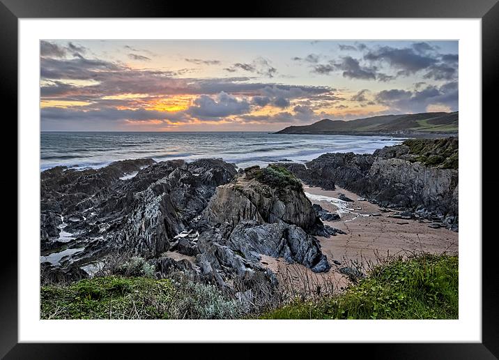 Barricane Beach, Woolacombe. Framed Mounted Print by Dave Wilkinson North Devon Ph