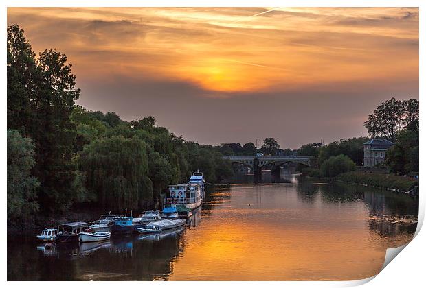 Richmond-Upon-Thames sunset Print by Stuart Gennery