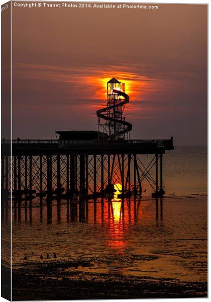 Pier at sunset Canvas Print by Thanet Photos