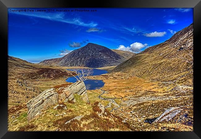 Llyn Idwal and Pen Yr Old Wen Framed Print by Pete Lawless