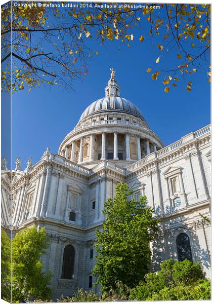 St Pauls Cathedral, London, UK Canvas Print by stefano baldini