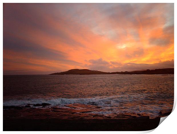 breiwick,lerwick,shetland Print by sue piff