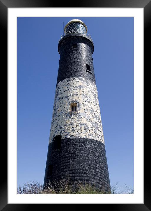 Spurn Peninsula Lighthouse. East Yorkshire Framed Mounted Print by Richard Pinder