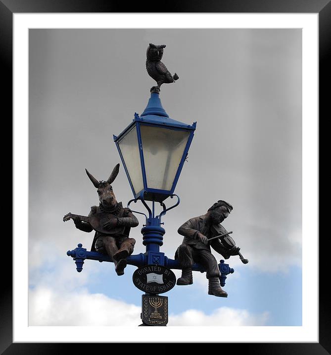 Stratford Upon Avon,Street lamp Framed Mounted Print by Ann Collins