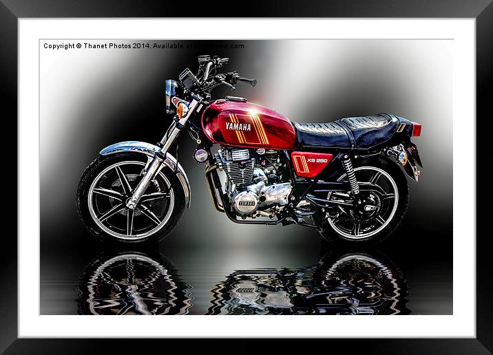 Yamaha XS250 Framed Mounted Print by Thanet Photos