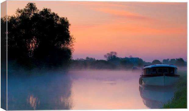 Thames at dawns sunrise Canvas Print by andy myatt