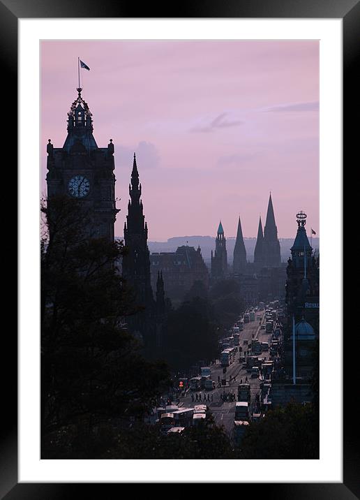 Edinburgh city at dusk Framed Mounted Print by Linda More