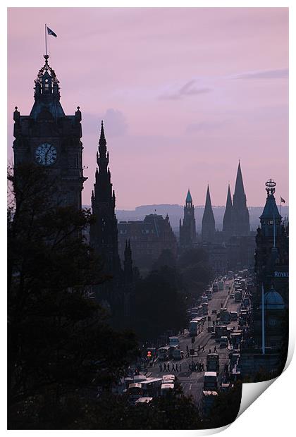 Edinburgh city at dusk Print by Linda More