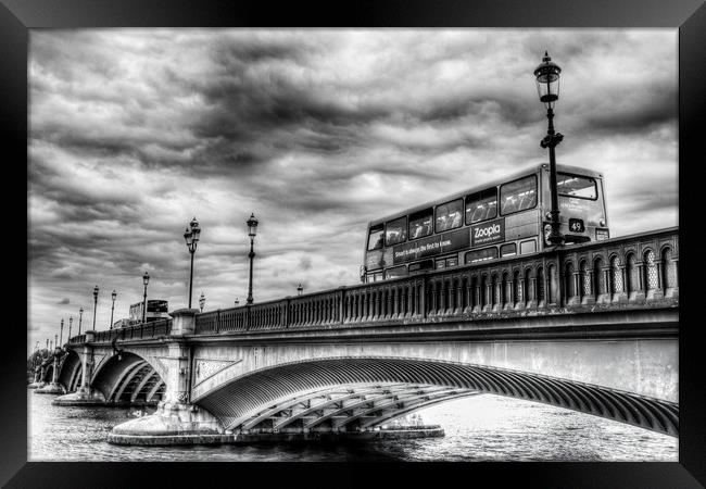Battersea Bridge London Framed Print by David Pyatt