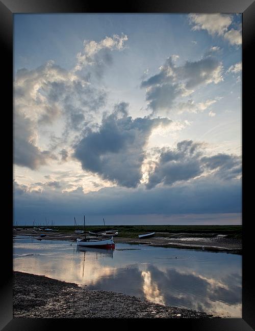 Time To Reflect Framed Print by Robert Geldard