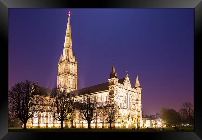 Salisbury Cathedral Framed Print by Ian Middleton