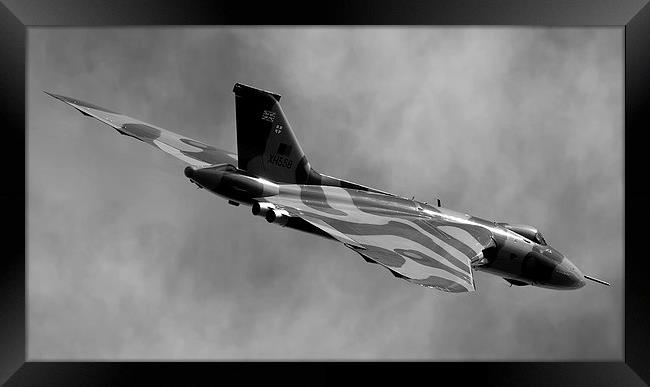 Avro Vulcan XH558 Framed Print by daniel kennedy