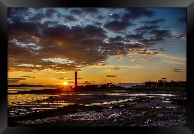 Largs sunset Framed Print by Sam Smith