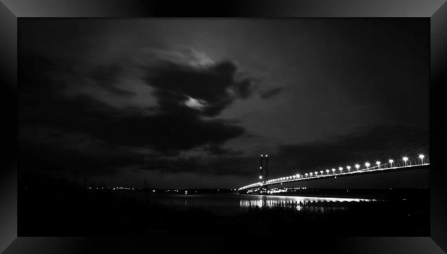 Humber Bridge at night Framed Print by Liam Gibbins