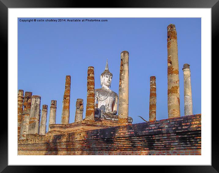 North Thailand Buddhist Wat Framed Mounted Print by colin chalkley