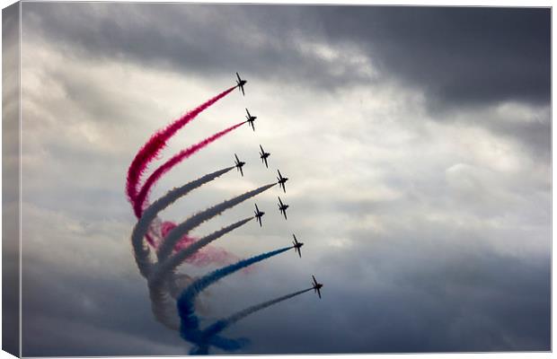 Red Arrows Phoenix Formation Canvas Print by Dean Messenger
