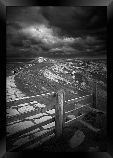 The Great Ridge, Derbyshire Framed Print by Darren Burroughs