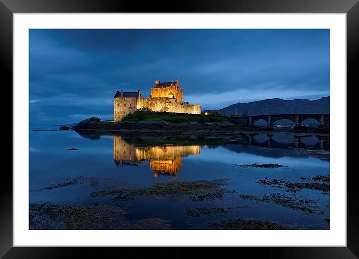 Eilean Donan at night Framed Mounted Print by Stephen Taylor