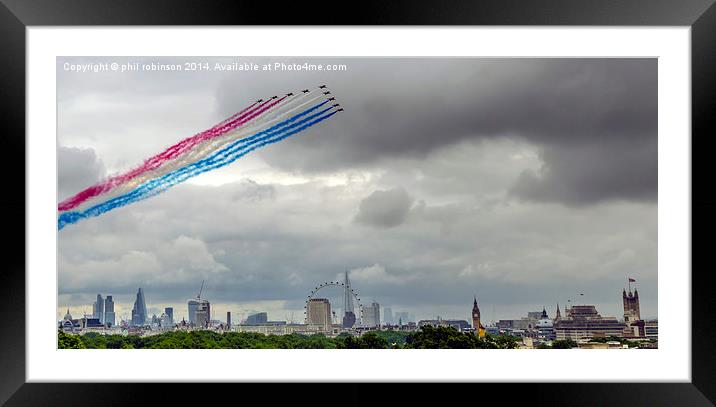 Red Arrows flying over Buckingham Palace Framed Mounted Print by Phil Robinson