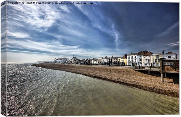 Deal seafront Canvas Print by Thanet Photos