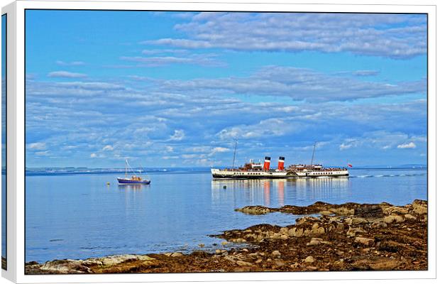 The Waverly leaving Brodick pier Canvas Print by jane dickie
