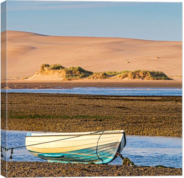 Low Tide Canvas Print by Mike Stephen